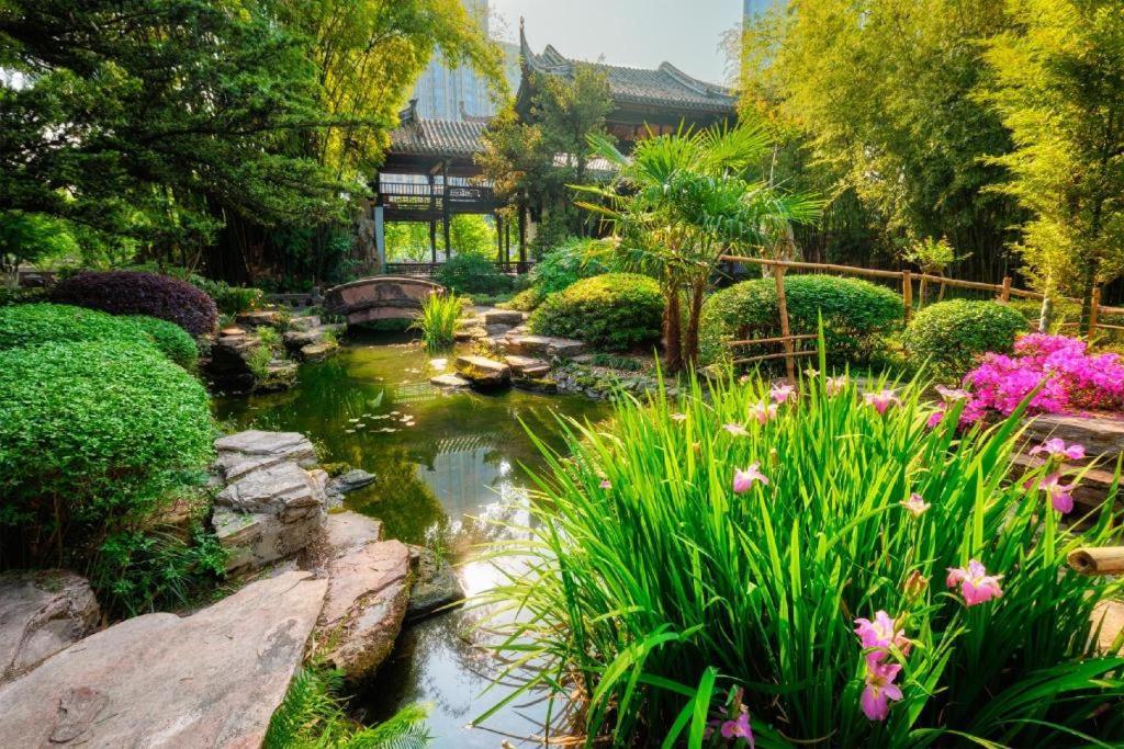 7 Days Inn Chengdu Sichuan University South Railway Station Екстер'єр фото